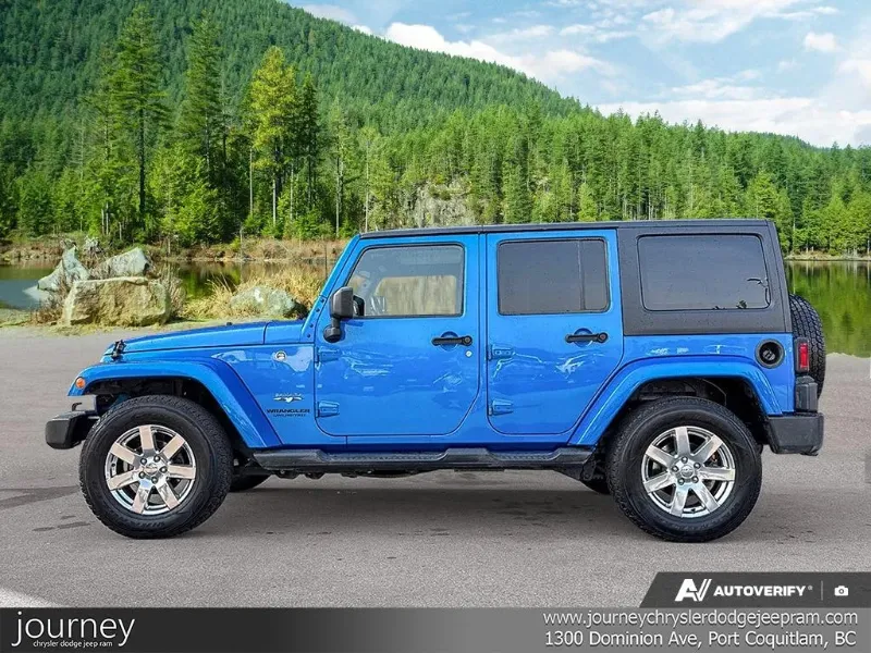 2016 JEEP Wrangler Unlimited angle 3