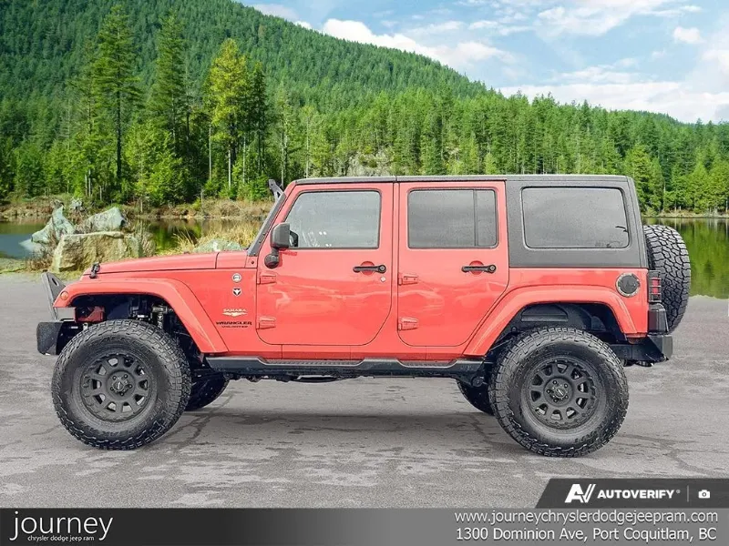 2015 JEEP Wrangler Unlimited angle 4