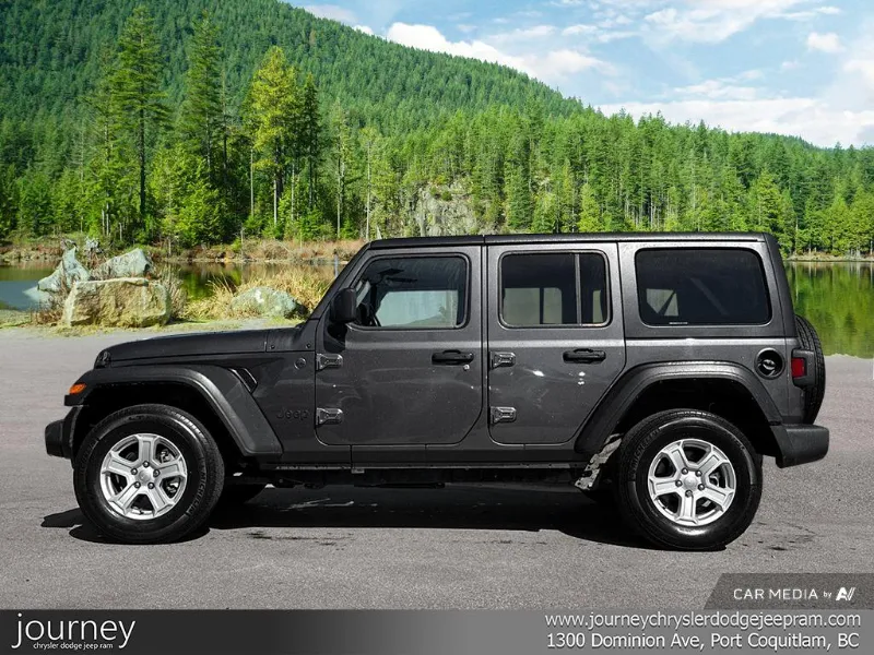 2023 Jeep Wrangler angle 3