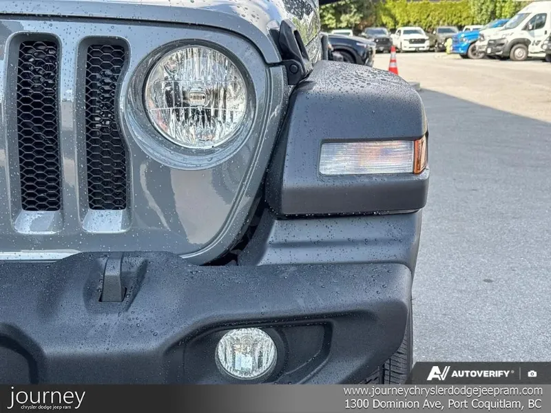 2023 Jeep Wrangler angle 7