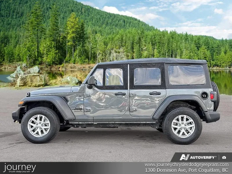 2023 Jeep Wrangler angle 3