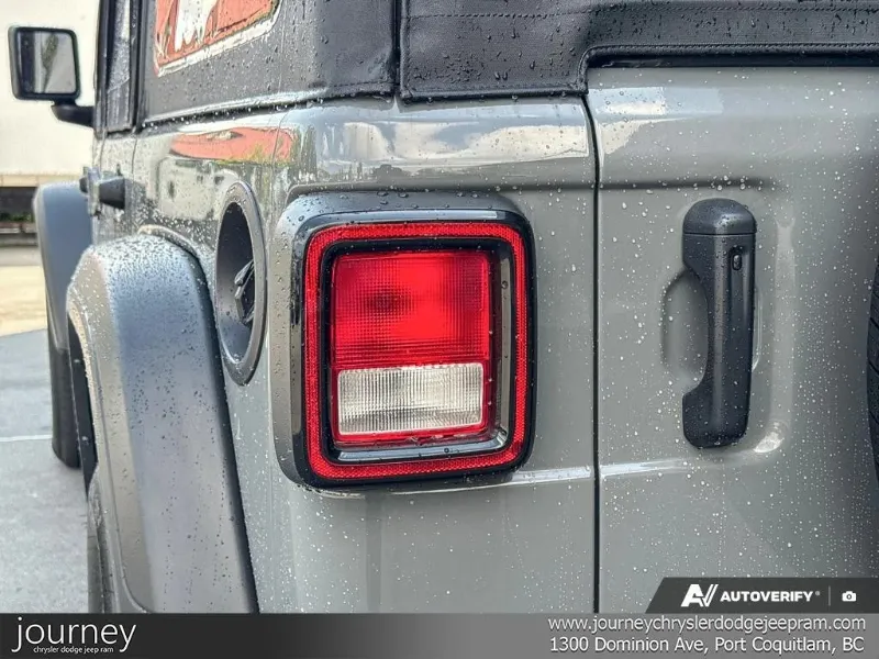 2023 Jeep Wrangler angle 10