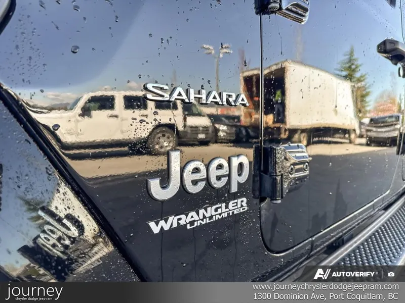 2019 JEEP Wrangler Unlimited angle 8