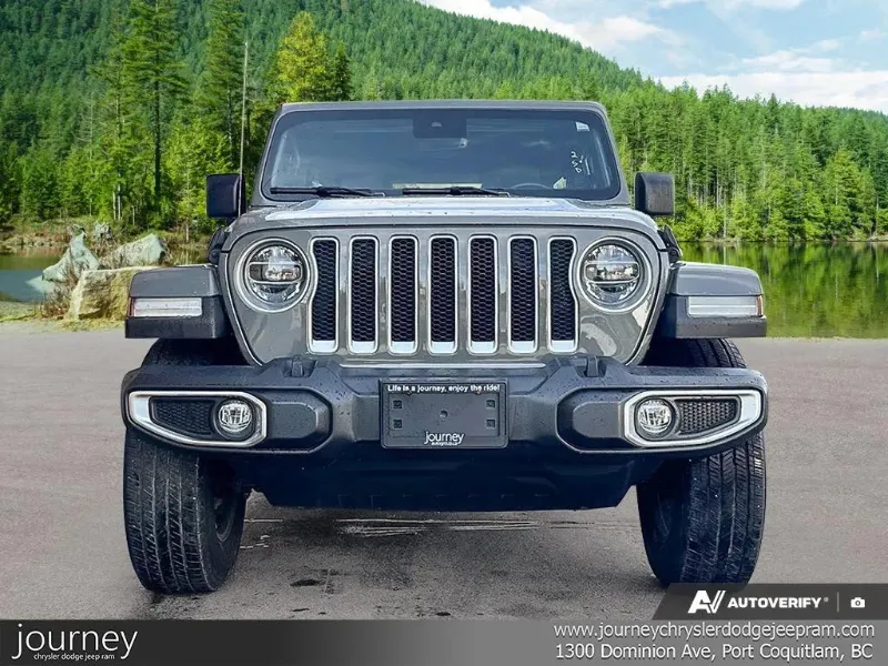 2021 JEEP Wrangler angle 2