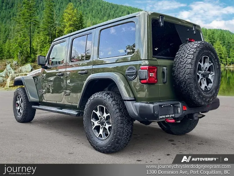2021 JEEP Wrangler angle 4