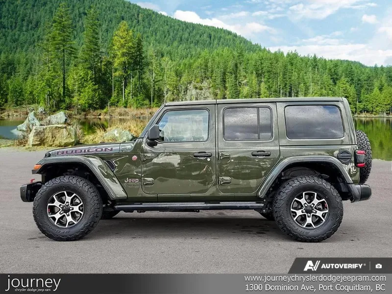 2021 JEEP Wrangler angle 3