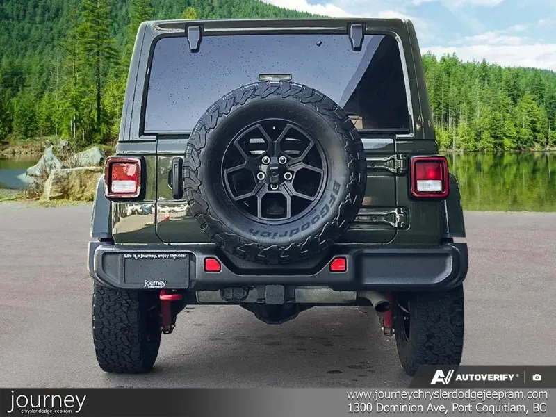 2023 JEEP Wrangler angle 5