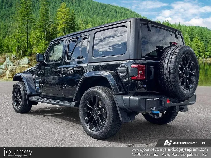 2022 JEEP Wrangler 4xe angle 4