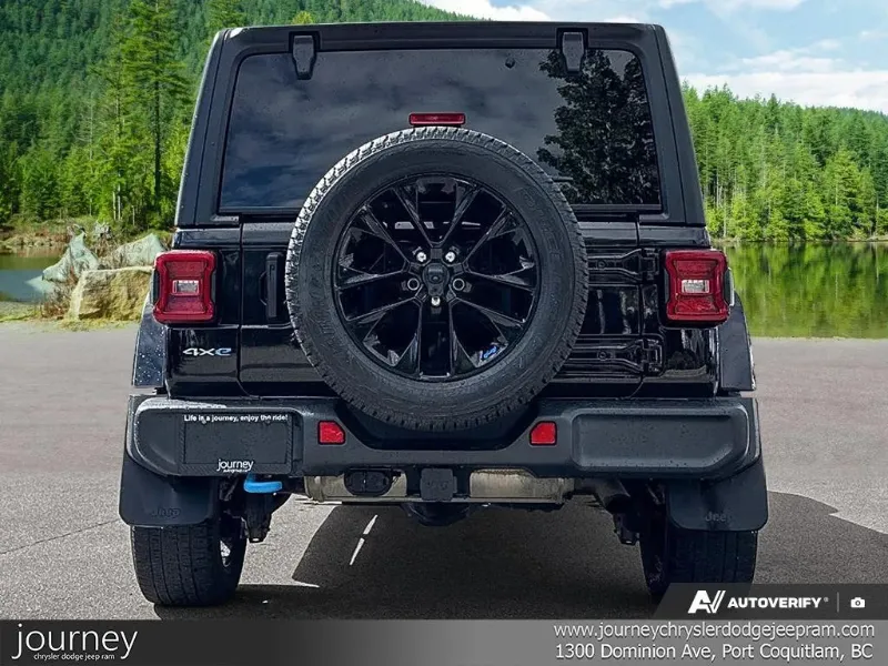 2022 JEEP Wrangler 4xe angle 5