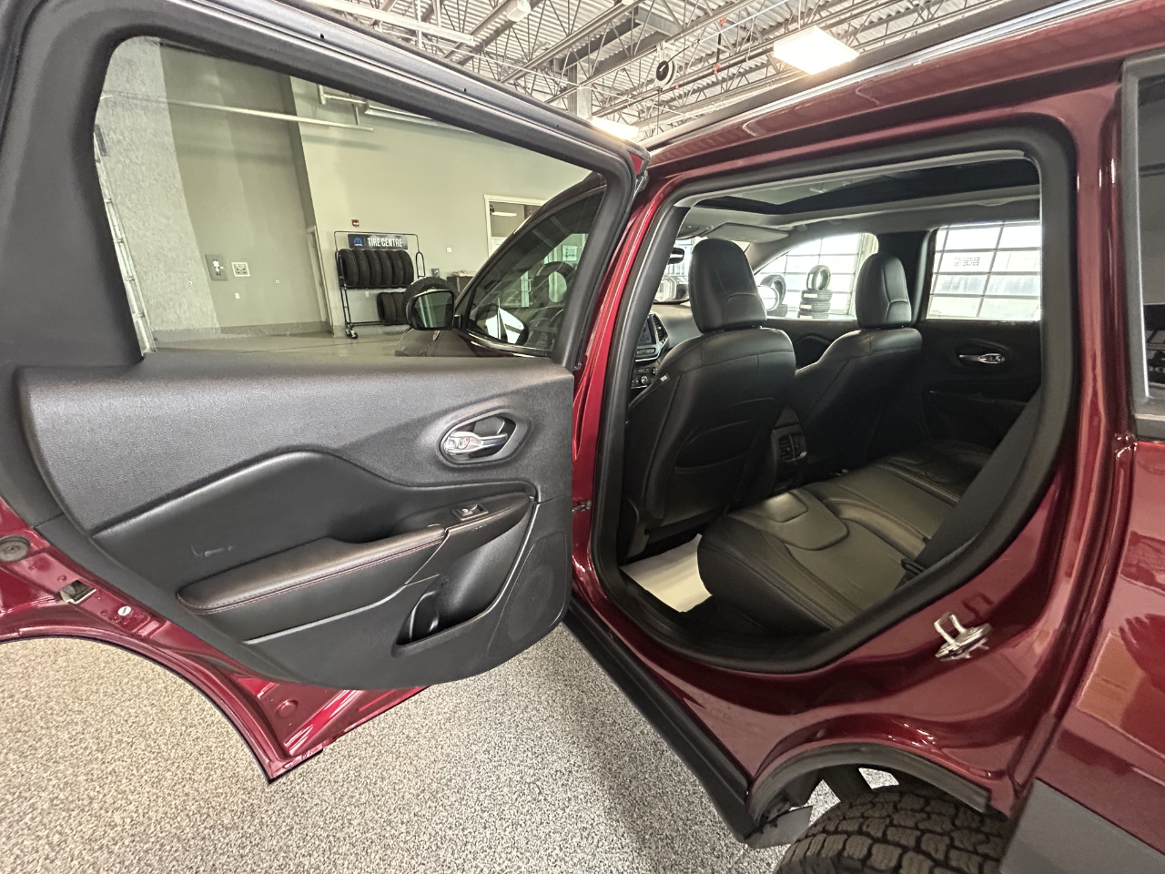 2019 JEEP CHEROKEE Trailhawk Elite for sale at Brooks | Martin