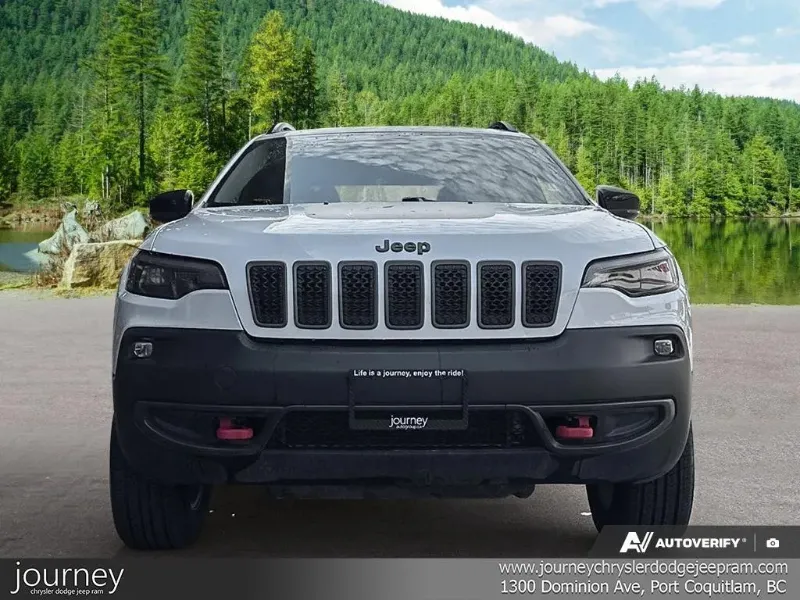 2022 JEEP Cherokee angle 2
