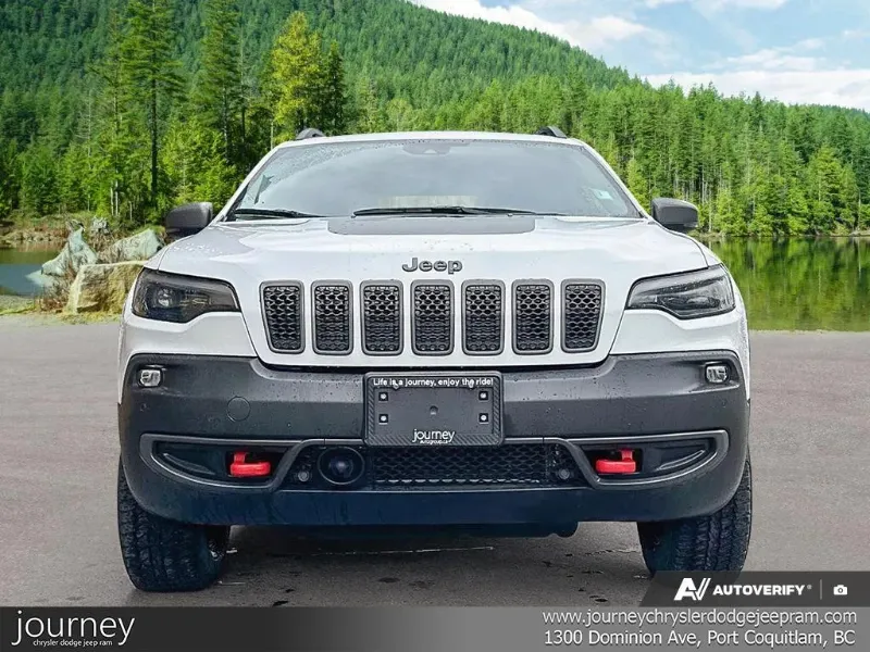 2021 JEEP Cherokee angle 2