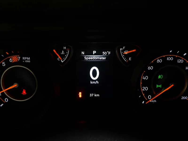 2024 JEEP Wrangler at WOODGROVE CHRYSLER DODGE JEEP RAM Nanaimo British Columbia (Image 12/25)
