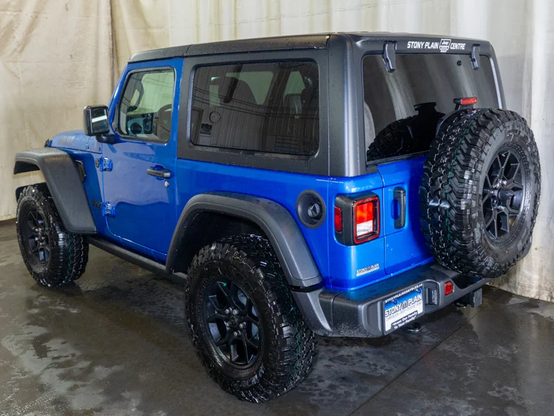 2024 JEEP Wrangler at WOODGROVE CHRYSLER DODGE JEEP RAM Nanaimo British Columbia (Image 5/25)