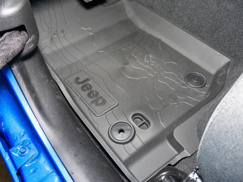 2024 JEEP Wrangler at WOODGROVE CHRYSLER DODGE JEEP RAM Nanaimo British Columbia (Image 21/25)