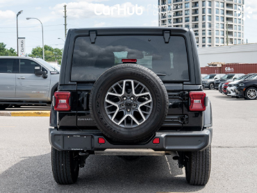 2025 JEEP Wrangler Sahara  at North York Chrysler Thornhill Ontario thumbnail 5