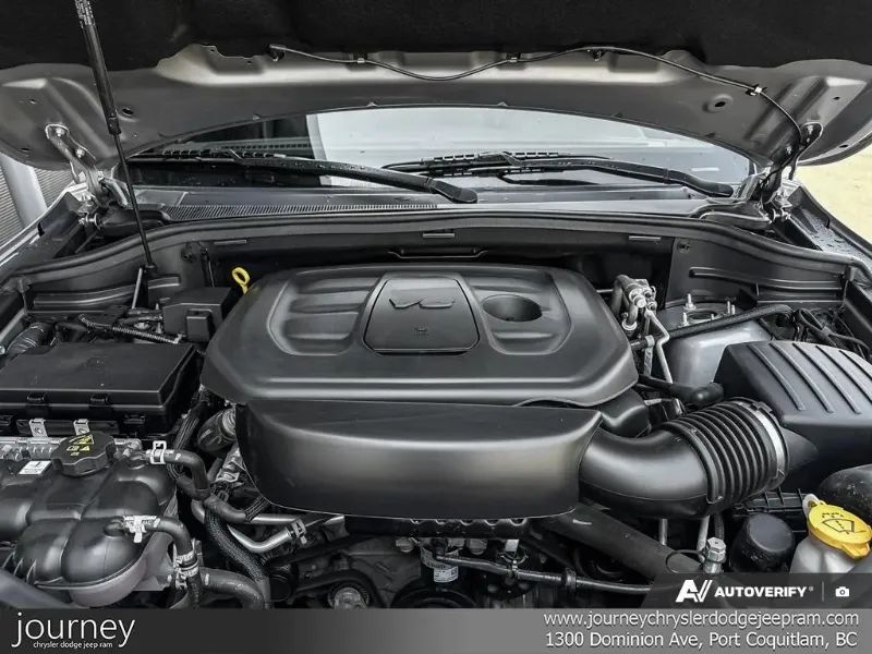 2021 JEEP Grand Cherokee angle 9