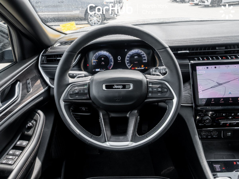 2025 JEEP Grand Cherokee   at North York Chrysler Thornhill Ontario (Image 11/35)