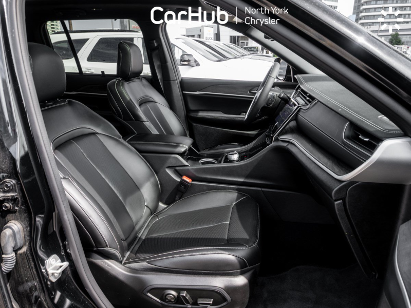 2025 JEEP Grand Cherokee   at North York Chrysler Thornhill Ontario (Image 8/35)