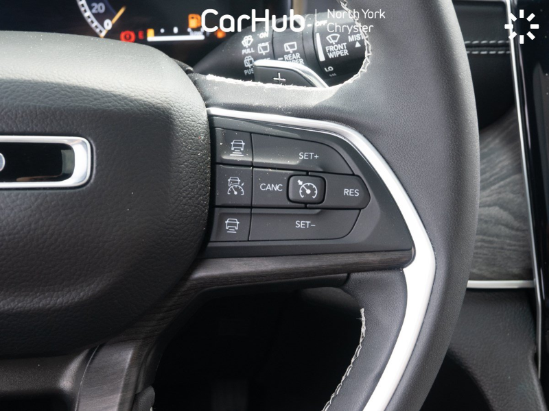 2025 JEEP Grand Cherokee   at North York Chrysler Thornhill Ontario (Image 19/35)