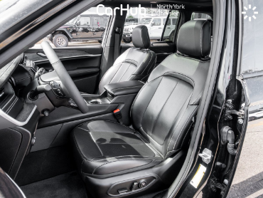 2025 JEEP Grand Cherokee   at North York Chrysler Thornhill Ontario thumbnail 12