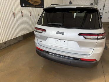 2025 JEEP Grand Cherokee L Altitude  at Campbell McLennan Killam AB thumbnail 4
