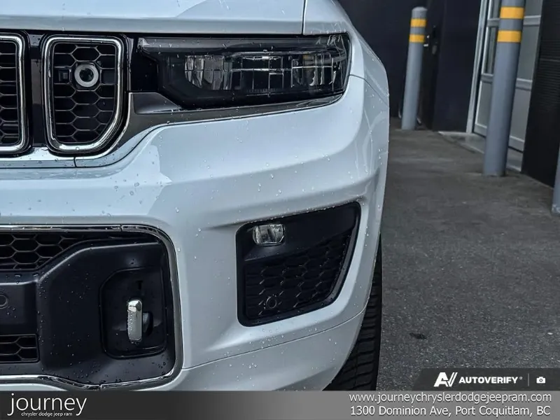 2021 JEEP Grand Cherokee L angle 7