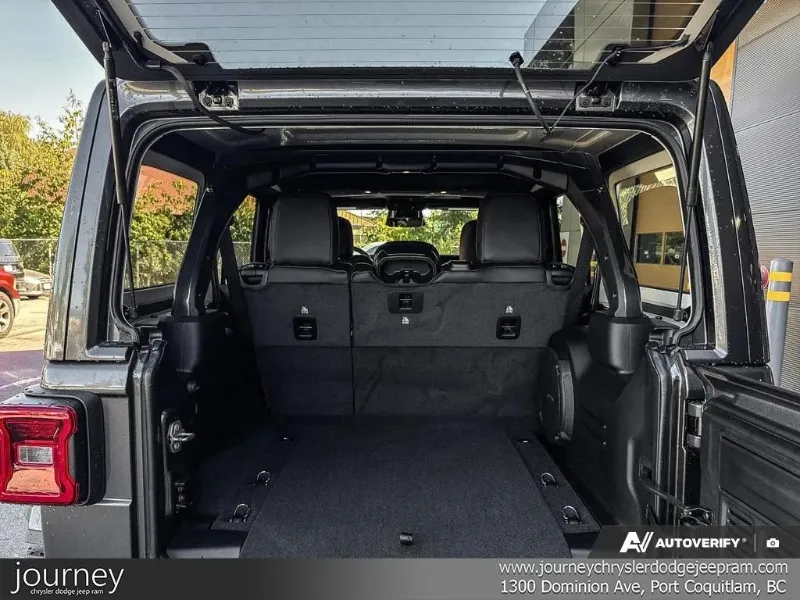 Rubicon X 4 Door 4x4 photo 12