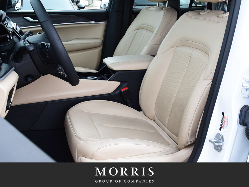 2022 Jeep Grand Cherokee 4xe  at Alfa Romeo of Winnipeg Winnipeg Manitoba (Image 13/24)