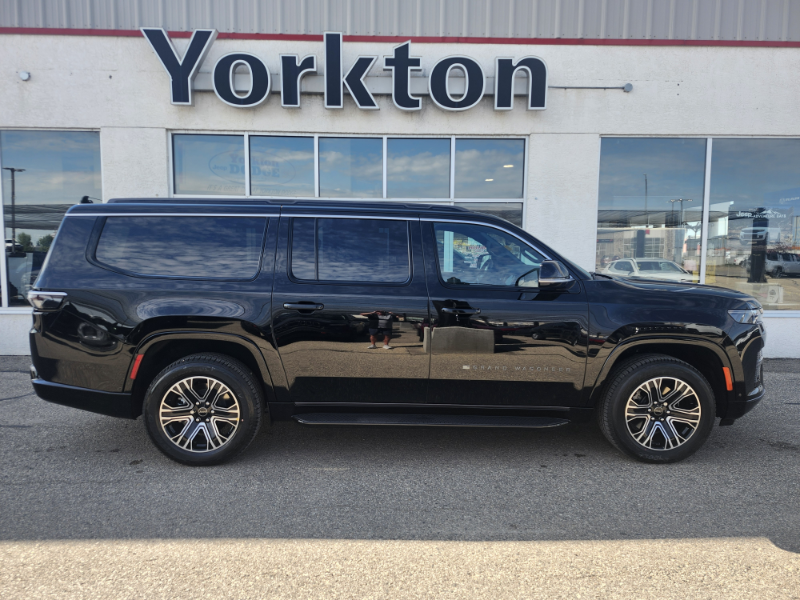 High Gloss Black 2026 Jeep Grand Wagoneer L 8-Speed Automatic