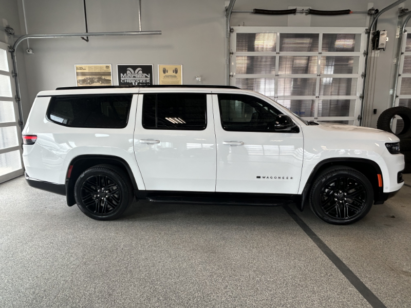 Bright White 2025 Jeep Wagoneer L SUV / Crossover Four-Wheel Drive Automatic