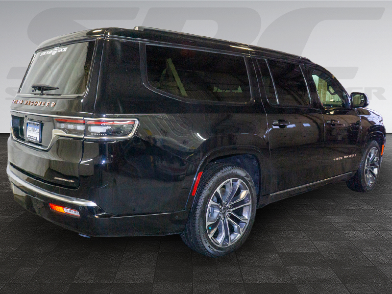 2023 JEEP GRAND WAGONEER SERIES III at Stony Plain Chrysler Stony Plain Alberta (Collage Image 3/29)
