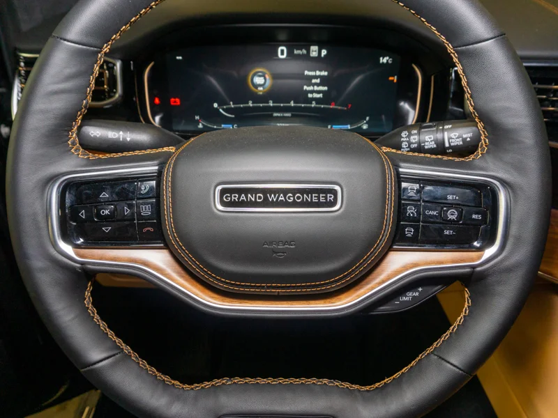 2023 JEEP Grand Wagoneer L at WOODGROVE CHRYSLER DODGE JEEP RAM Nanaimo British Columbia (Collage Image 9/29)