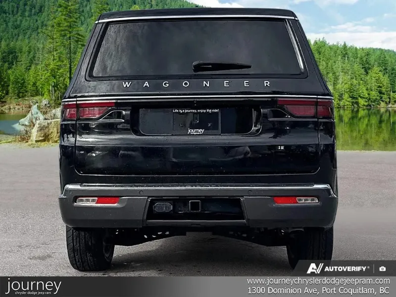 2022 JEEP Wagoneer angle 6