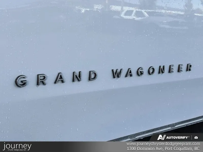2022 JEEP Grand Wagoneer angle 9