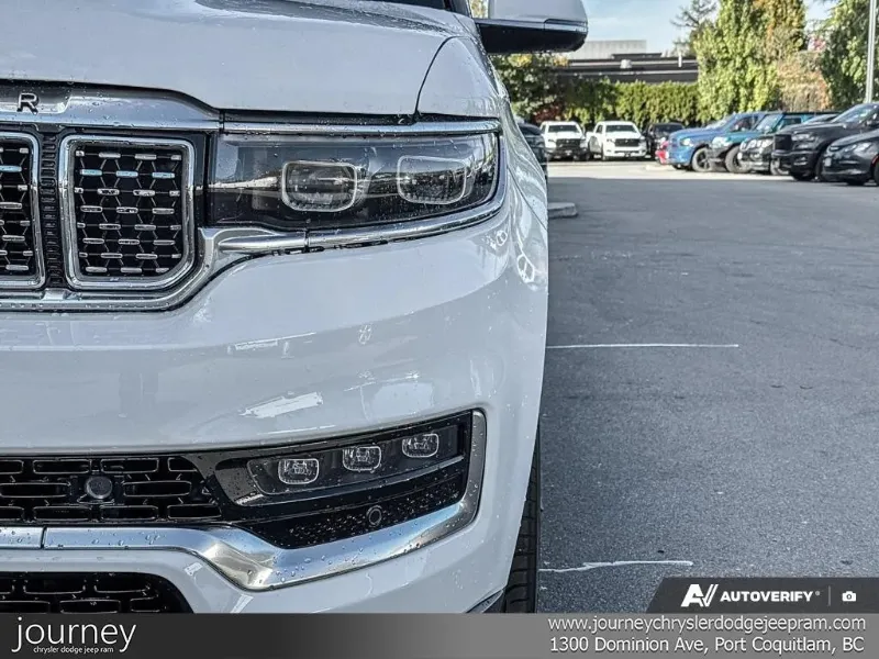2022 JEEP Grand Wagoneer angle 8