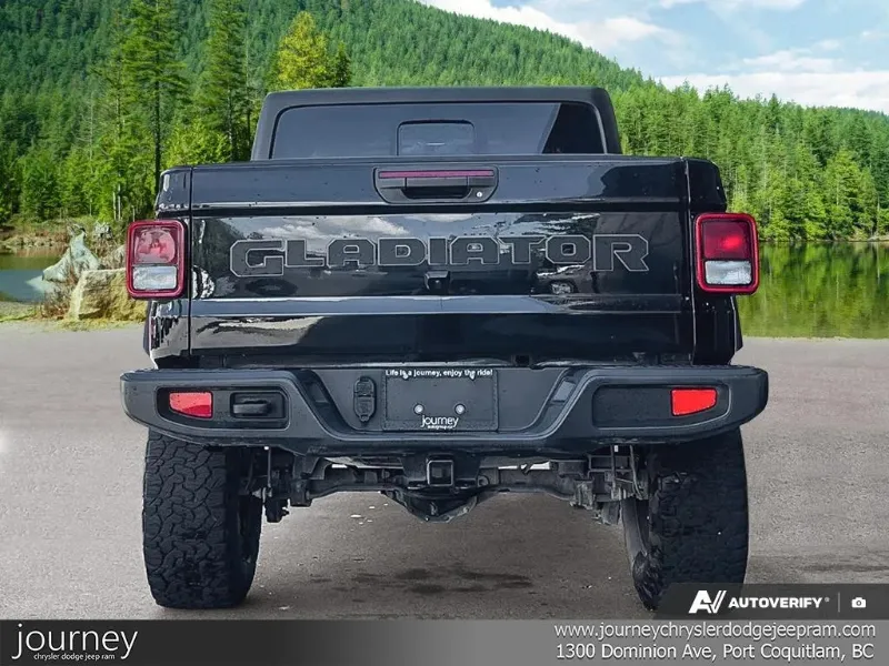 2023 JEEP Gladiator angle 5