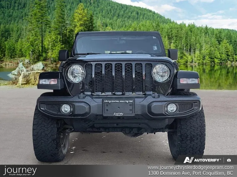 2023 JEEP Gladiator angle 2