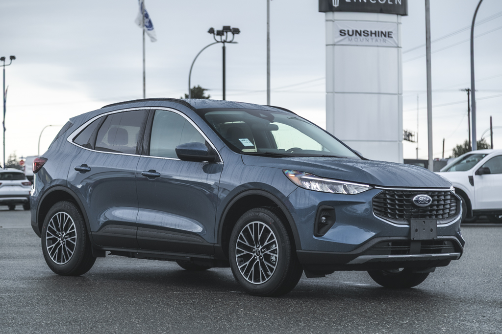 Voxcar FORD Escape SUV in , VANCOUVER