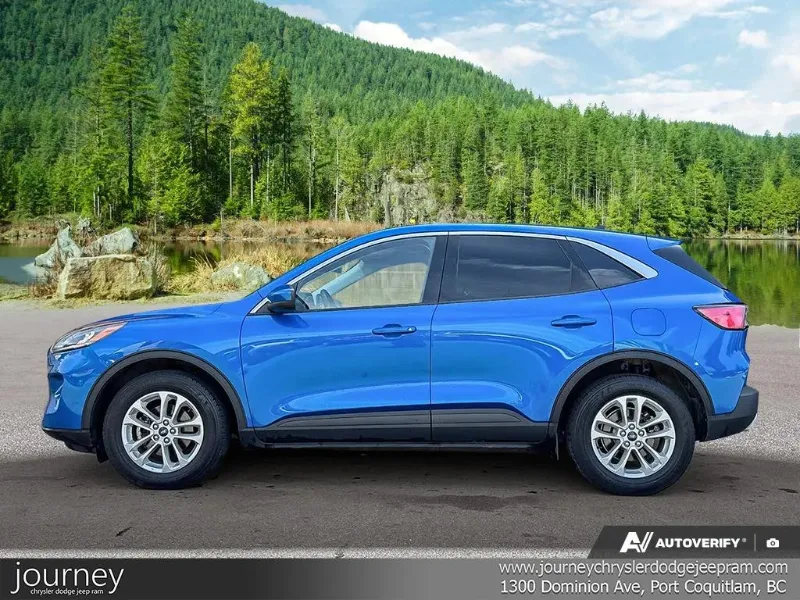 2021 FORD Escape angle 3