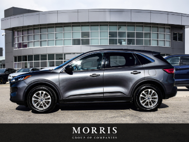 2021 Ford Escape SE  at Alfa Romeo of Winnipeg Winnipeg Manitoba thumbnail 3