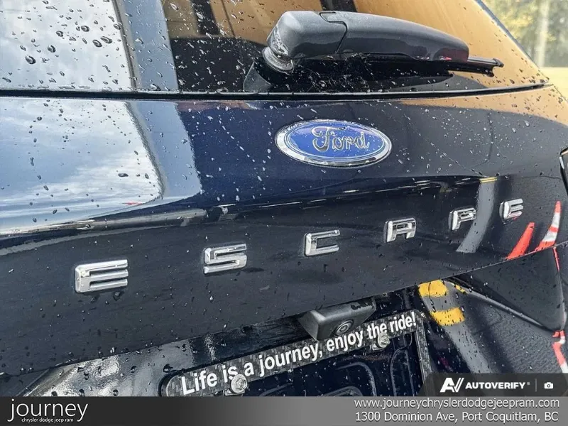 2021 FORD Escape angle 9