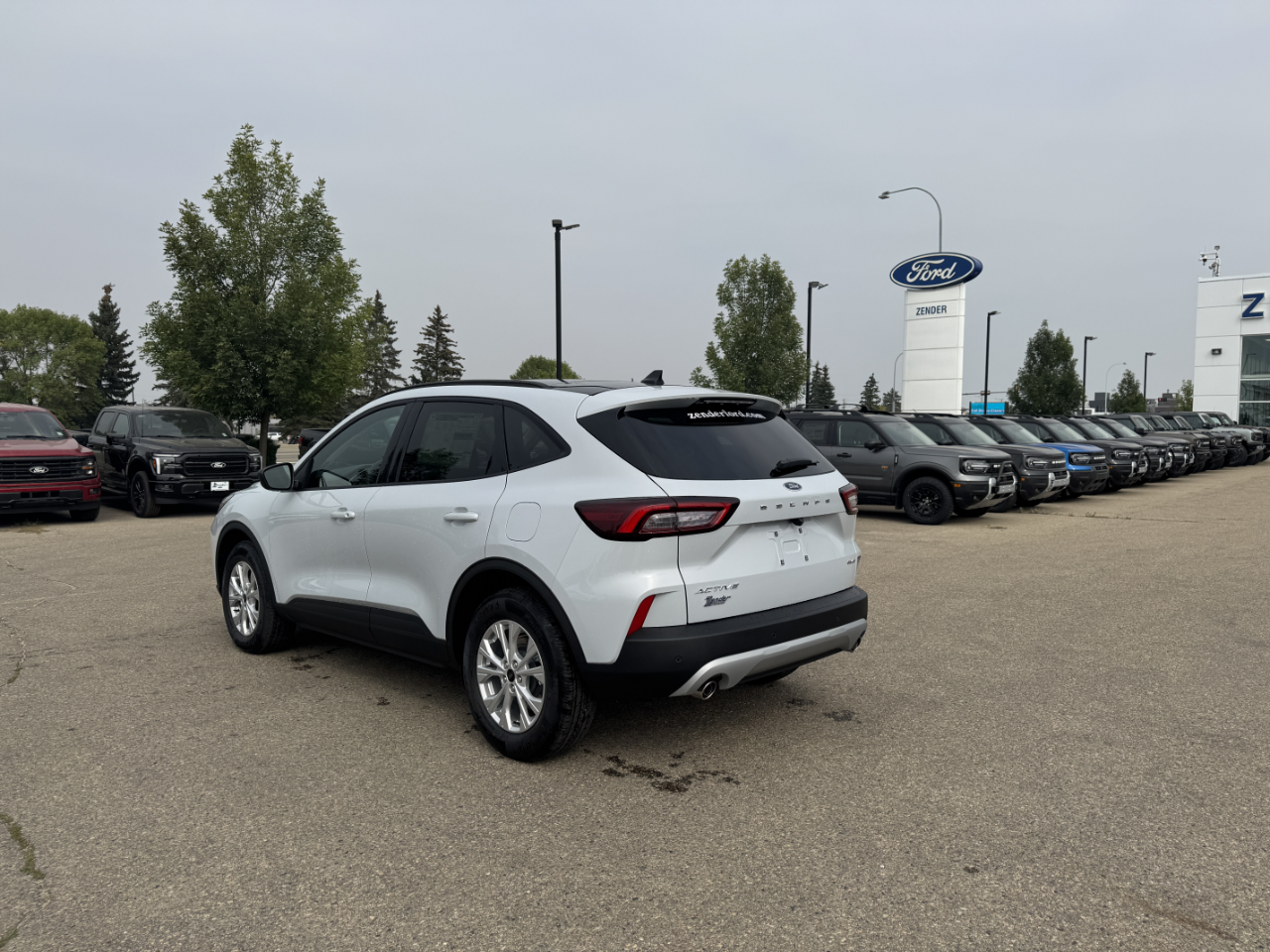 2025 Ford Escape Active photo 2