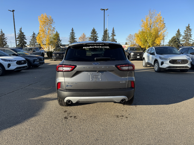 2025 Ford Escape Active photo 2