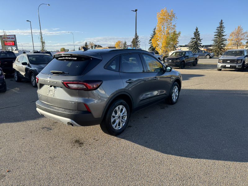 2025 Ford Escape Active photo 4