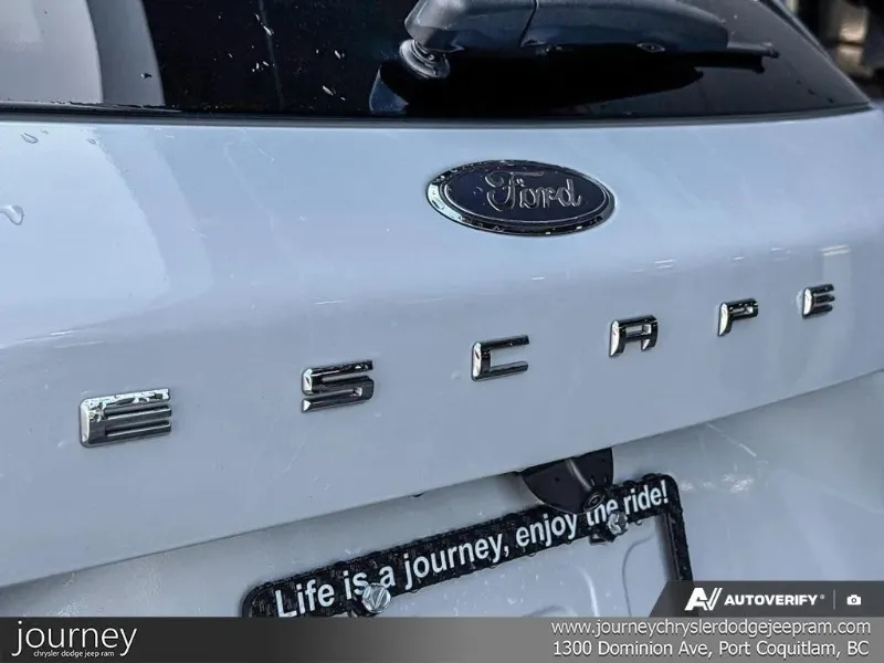 2025 FORD Escape angle 8