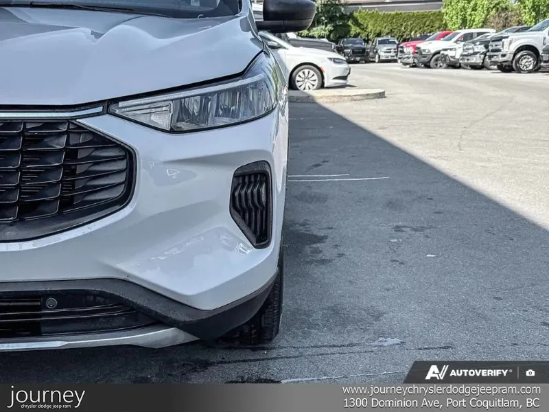 2025 FORD Escape angle 7