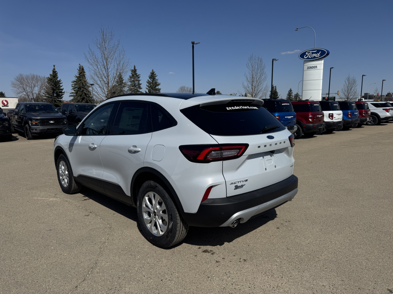 2025 Ford Escape Active photo 2