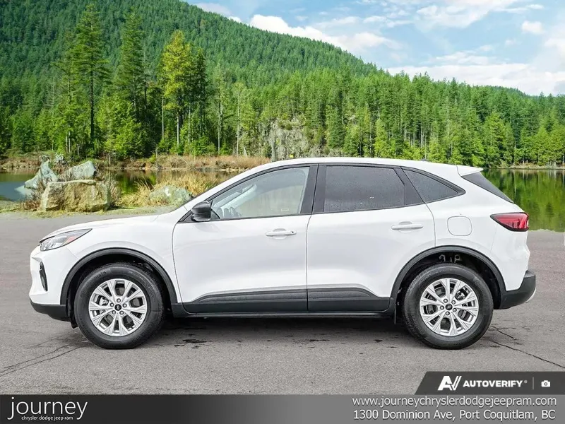 2025 FORD Escape angle 3