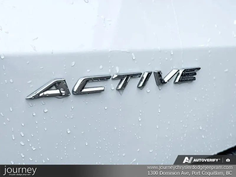 2025 FORD Escape angle 8